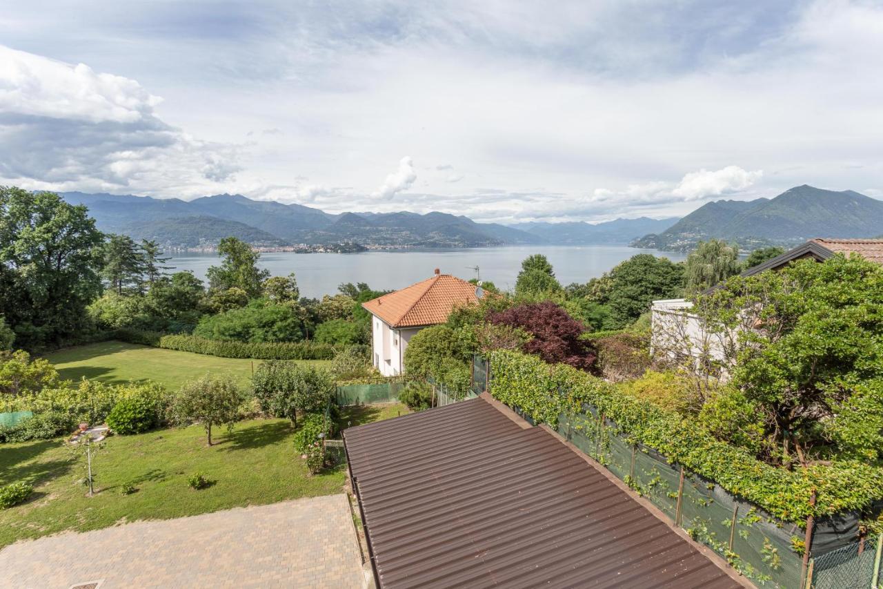 Casa Lilla - Lakeview Large With Garden Above Apartment Stresa